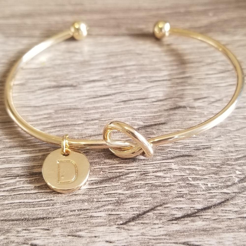 CLEARANCE! Gold Plated Letter D Charm Bracelet